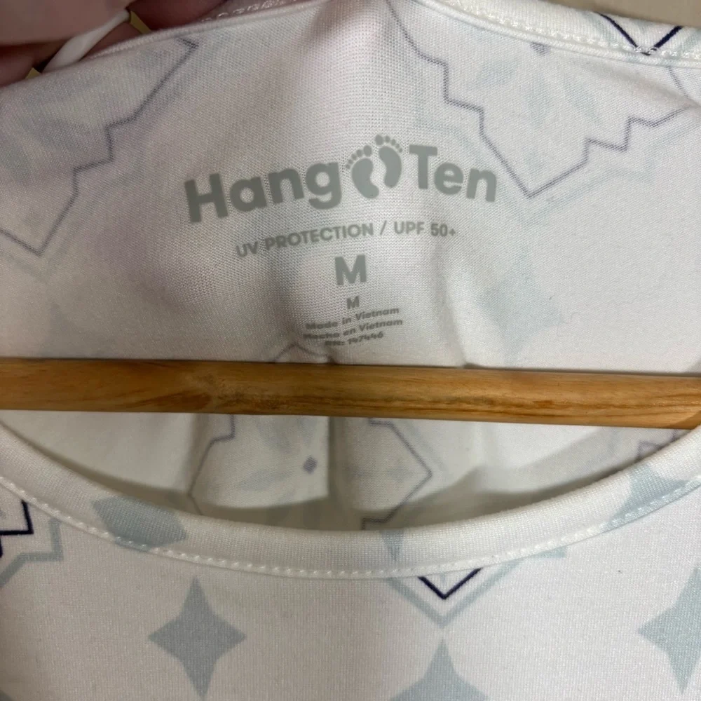 Hang Ten Women’s UV Sun Protection Long Sleeve Shirt W/ Zip Pocket Medium NEW - Picture 3 of 7